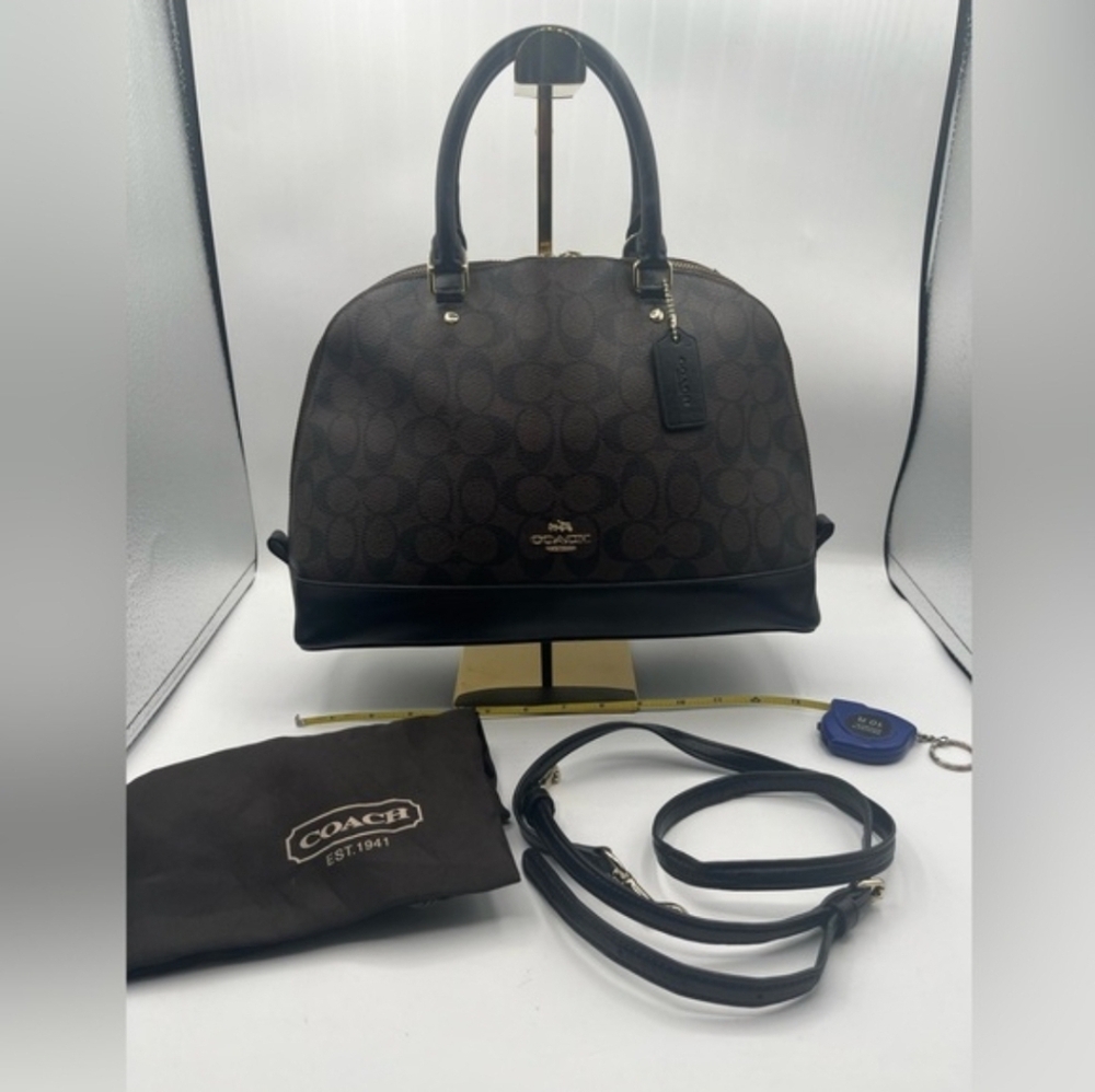 Authentic Coach Bag W Dust Bag